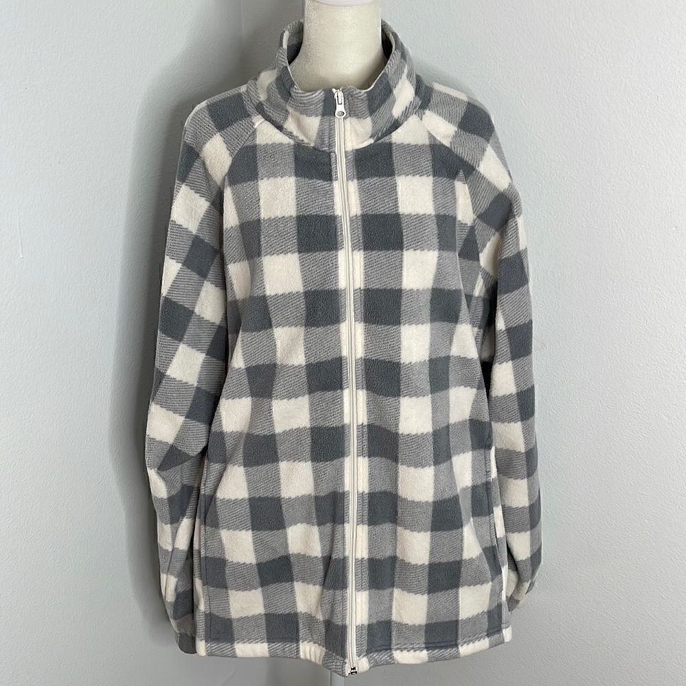 Blair Fleece Zip up Jacket.  Size 2XL.  Soft and snuggly.  Excellent condition.